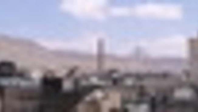 Nella capitale dello Yemen fumo sopra le zone residenziali