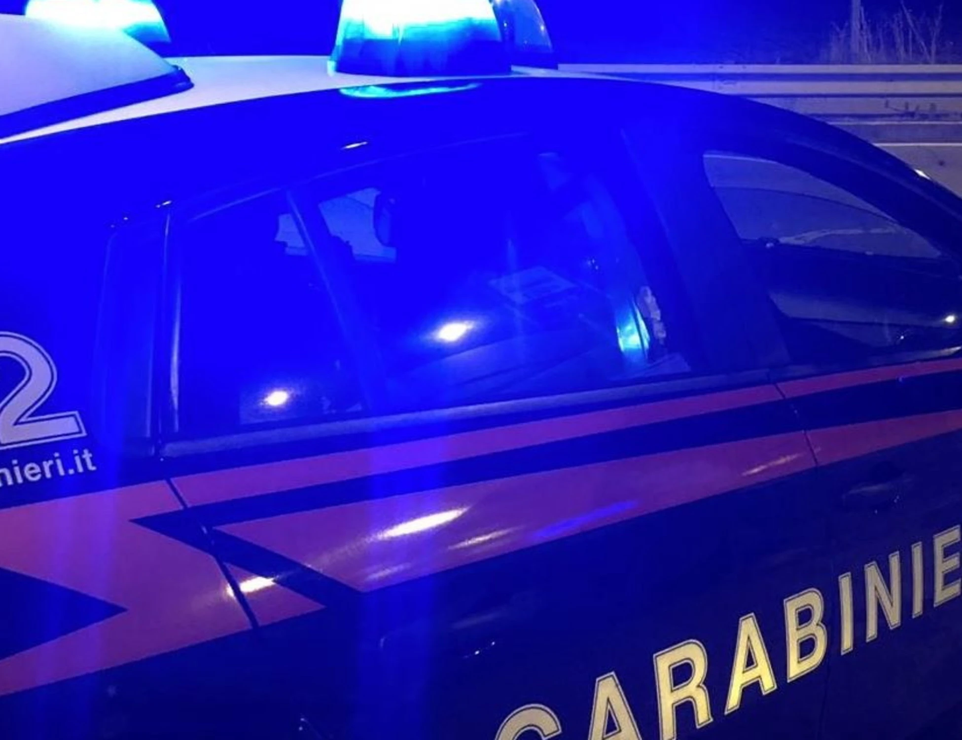 Montebelluna, drammatico frontale in auto: gravissimi due carabinieri