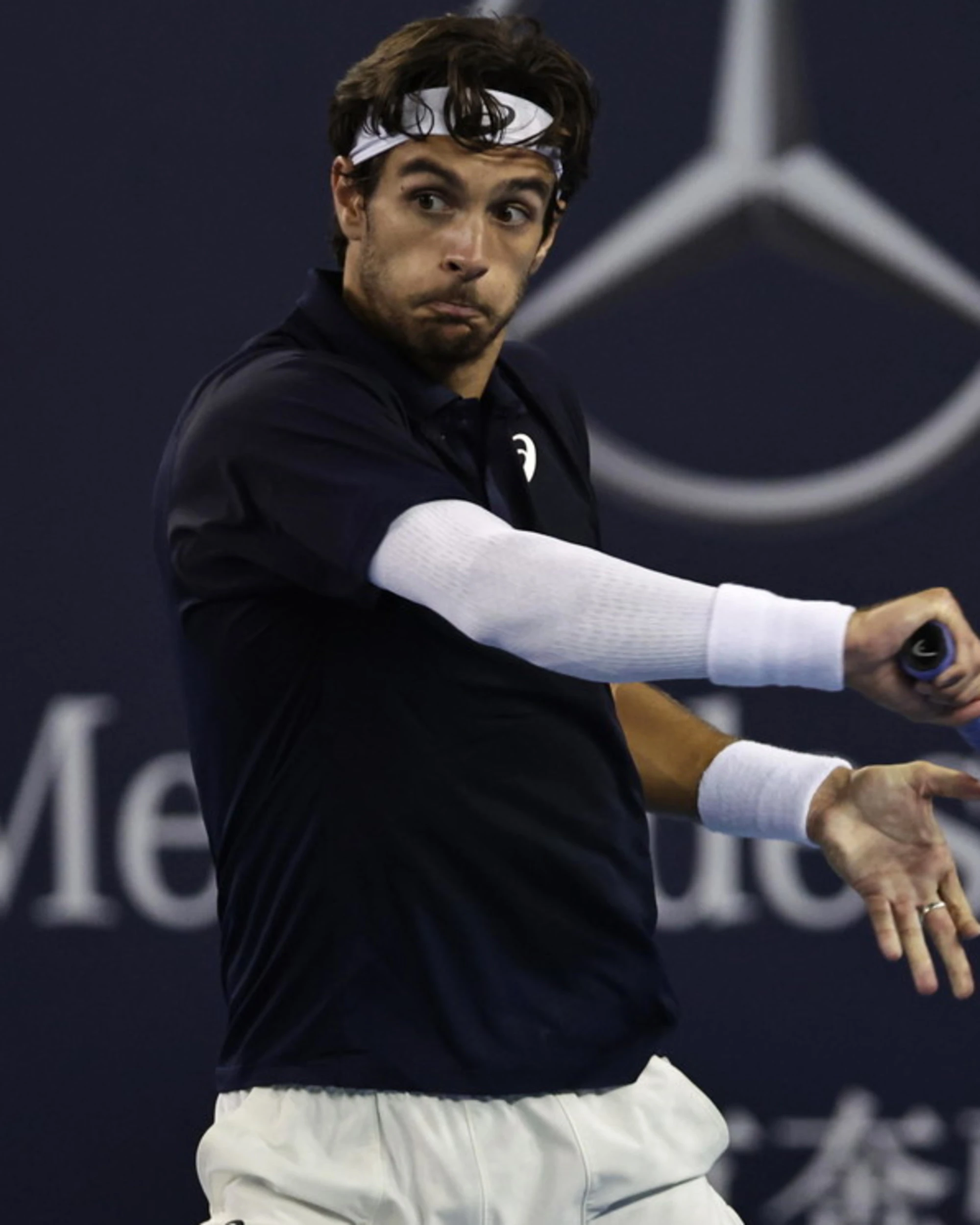 Lorenzo Musetti batte Darderi in due set e vola agli ottavi a Shanghai