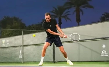 Medvedev, c0m'è fuggito dalla guerra: odissea sconvolgente