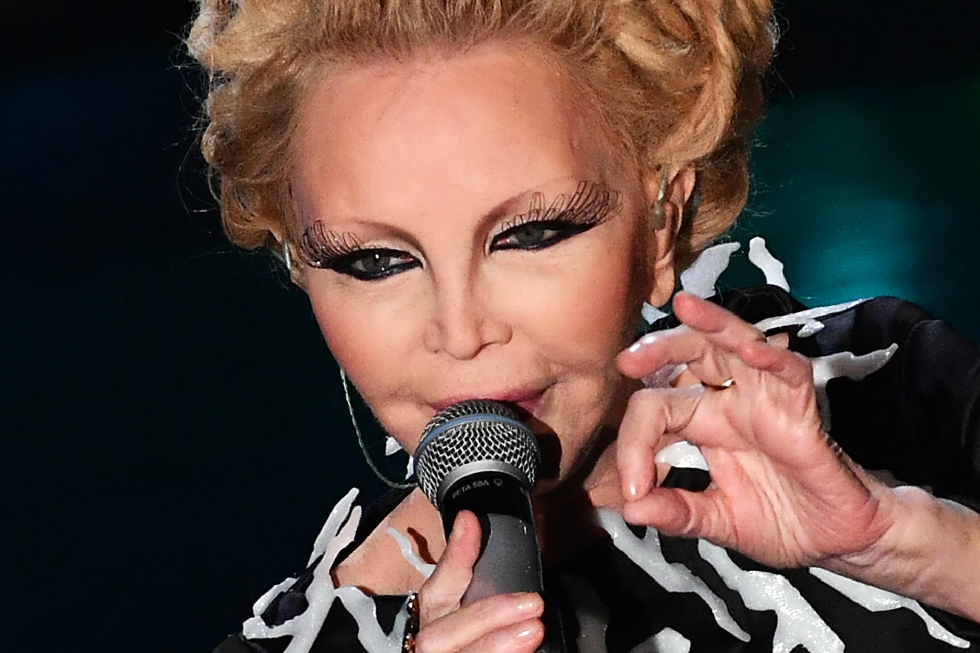 Patty Pravo peggio di Fiorella Mannoia: "Perché non posso festeggiare il 25 aprile"