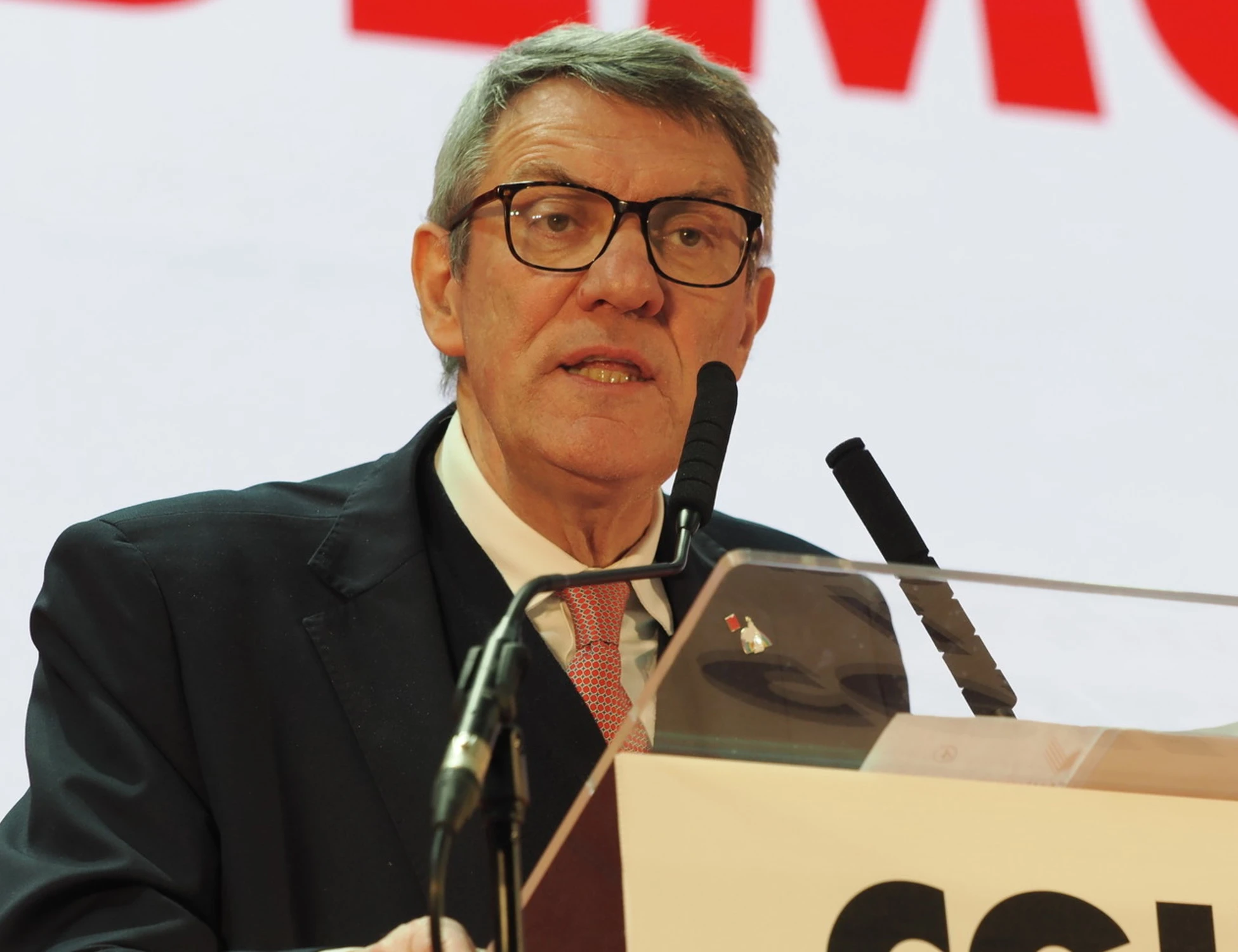 Sprofondo rosso: l'ultimo enorme guaio di Cgil e Landini