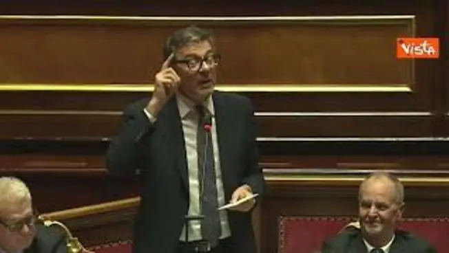 Leggi l'articolo: Manovra, Giorgetti cita Battisti: No prudenza stagnante. Farà bene a Governi futuri. Spero no vostri