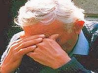 Di solitudine si muore, l'isolamento aumenta il rischio per gli anziani