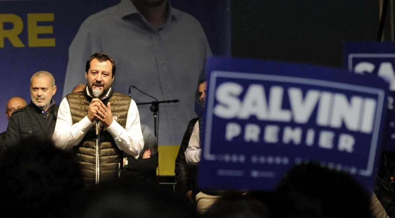 Paolo Becchi: "Usano Casapound per colpire la Lega"