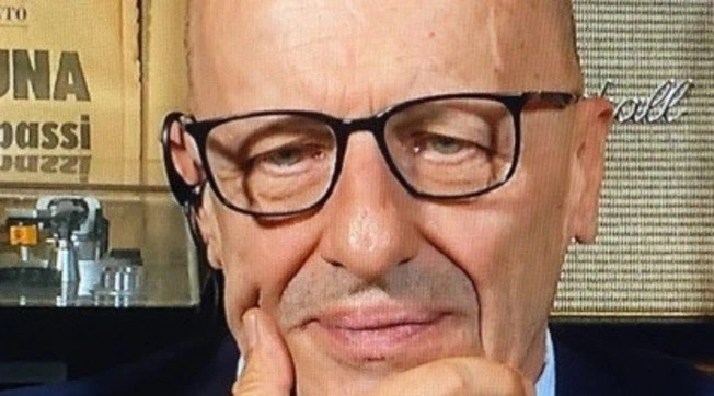 Quarta Repubblica, il sospetto di Sallusti: "Crosetto? Vuoi vedere che..."