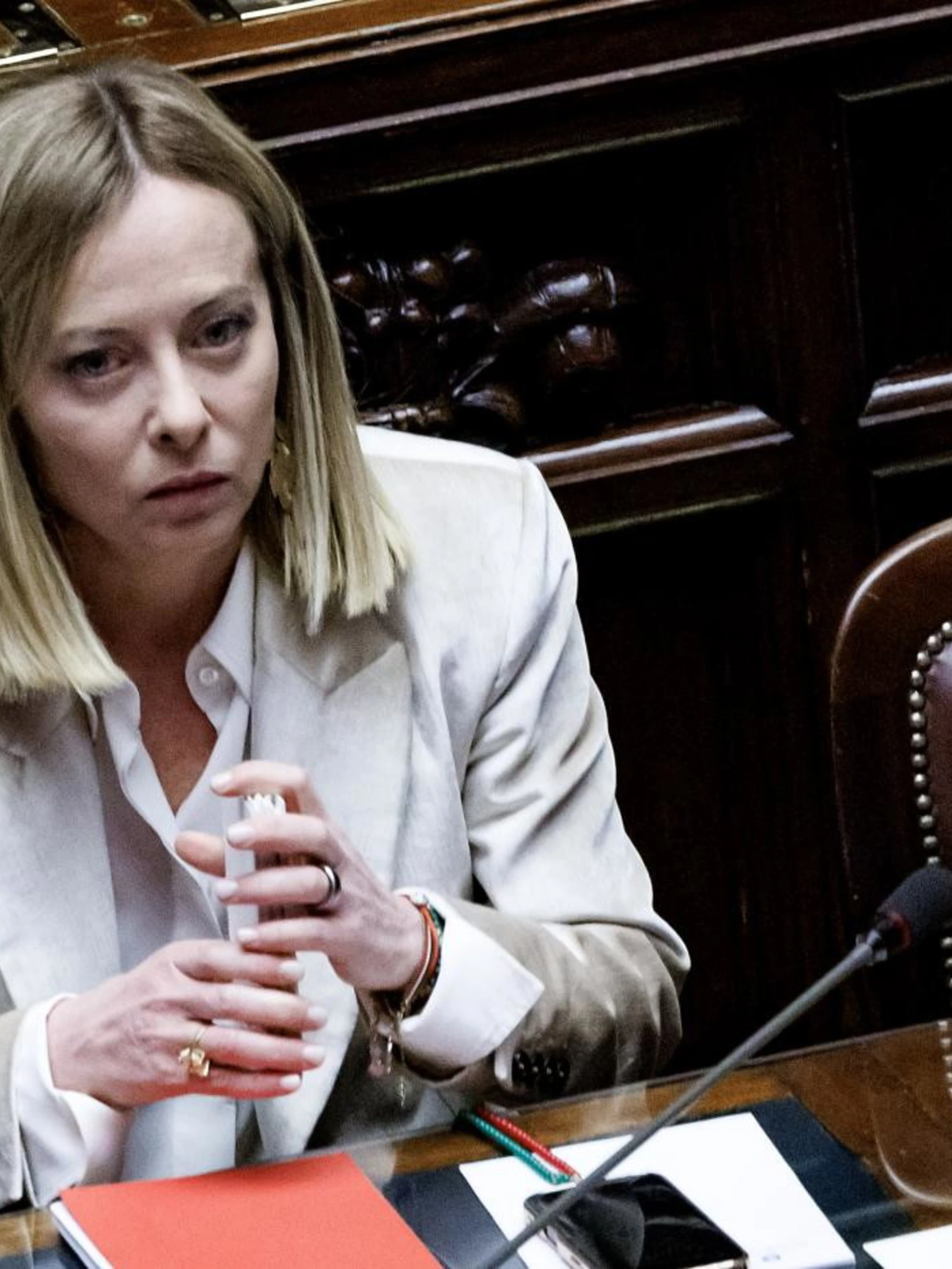 Meloni, la sinistra accusa: "Assenti i ministri leghisti". Ennesima figuraccia: chi spunta in aula