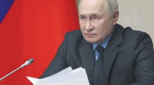 Cremlino, "disinformatia": da Stalin a Putin, la fabbrica del falso