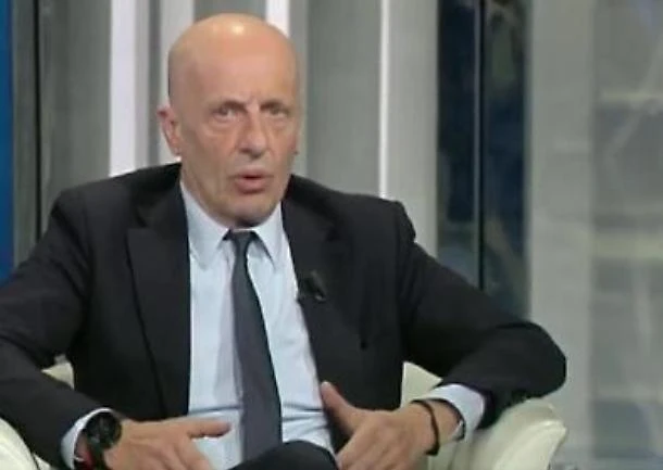 Alessandro Sallusti in difesa di Silvio Berlusconi: "Basta alla libertà di devastare vite"