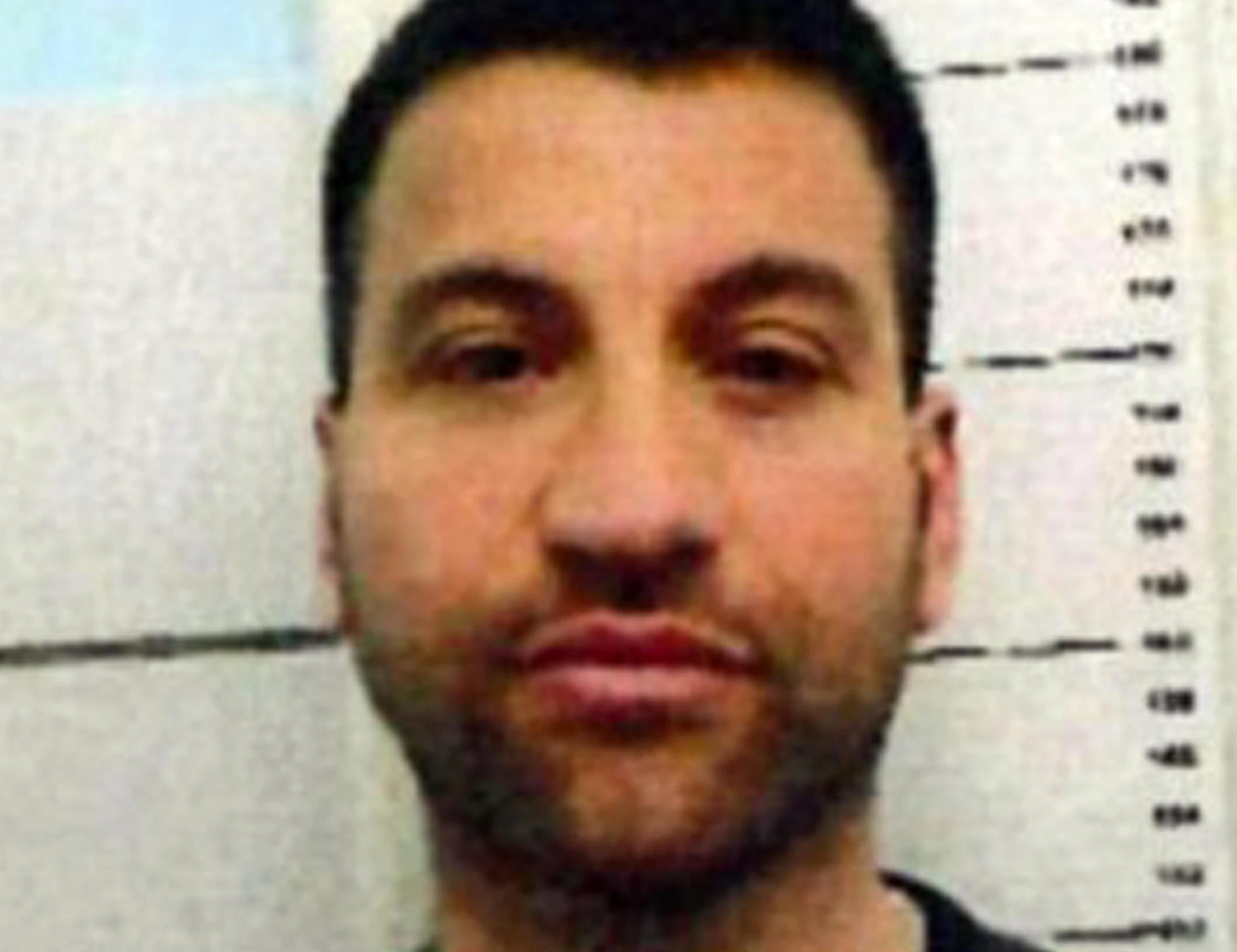 Arrestato Roberto Mazzarella, super boss latitante della Camorra: dove viveva (nel lusso)