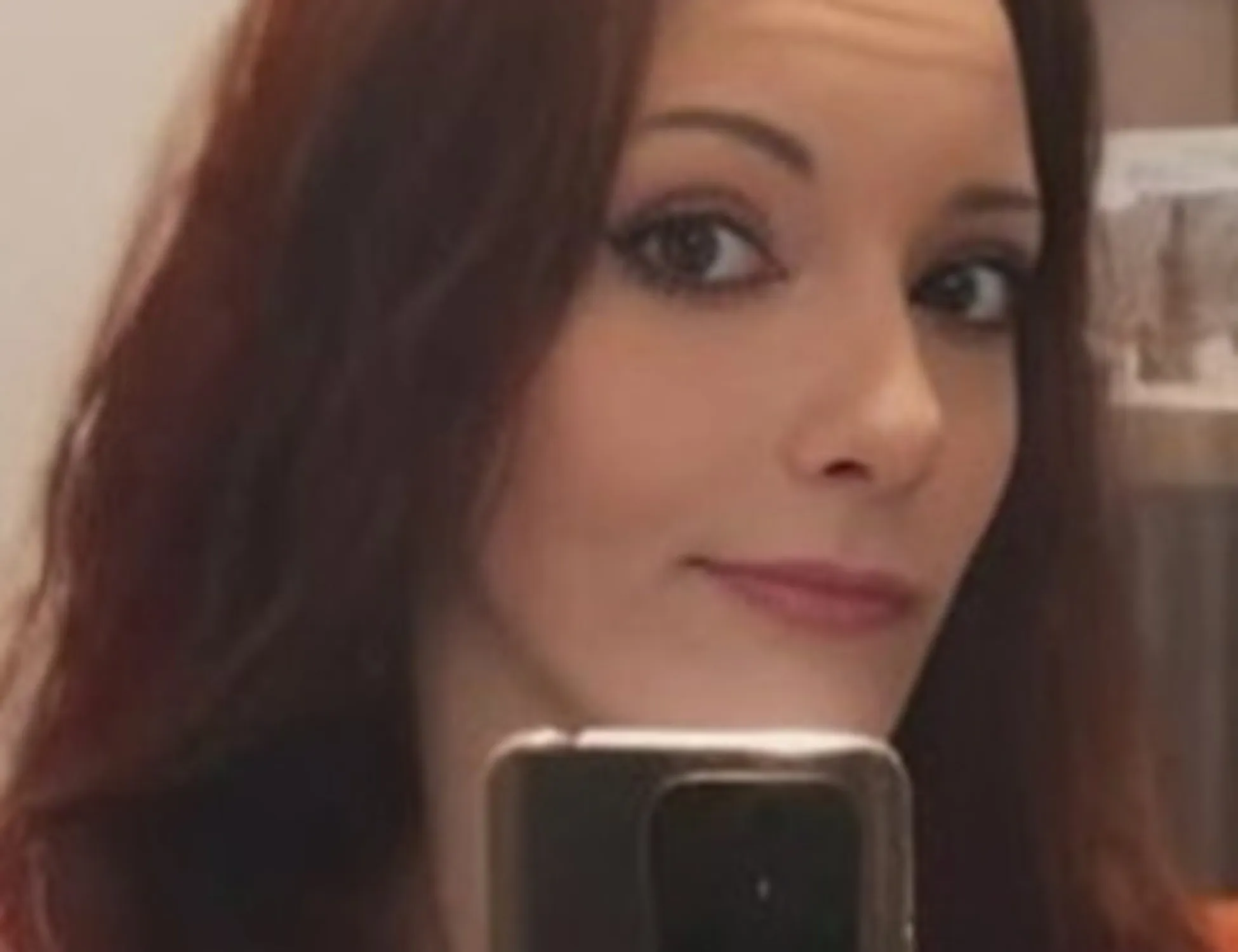 Leggi l'articolo: Azzurra Canuti, la scomparsa e l'ultima telefonata: "Ha risposto un ragazzo"