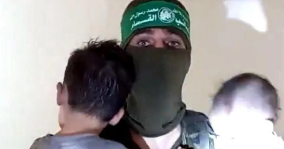 Hamas, gli ostaggi bambini usati senza pietà