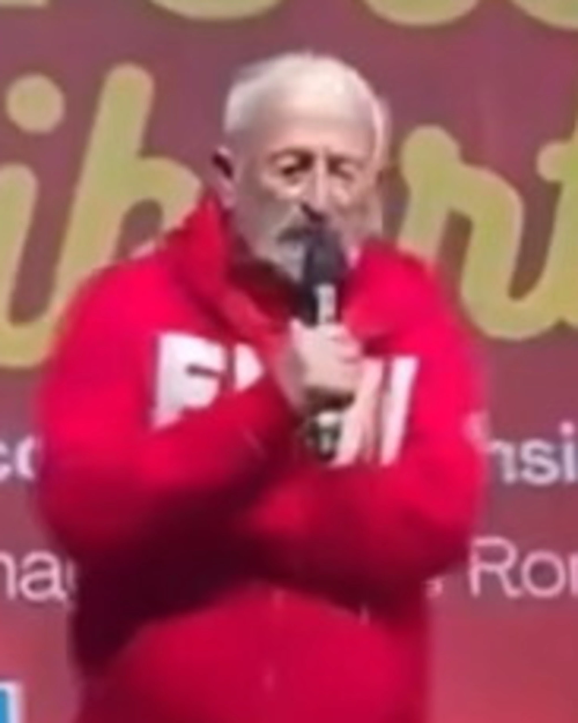Cgil, insulti dal palco a Ignazio La Russa: "Un bast***"