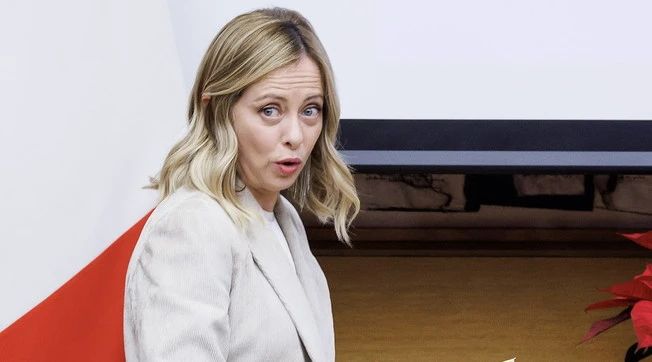 Rai, Meloni risponde alla sinistra: "Ricordate quando Fdi era lo zero virgola?"