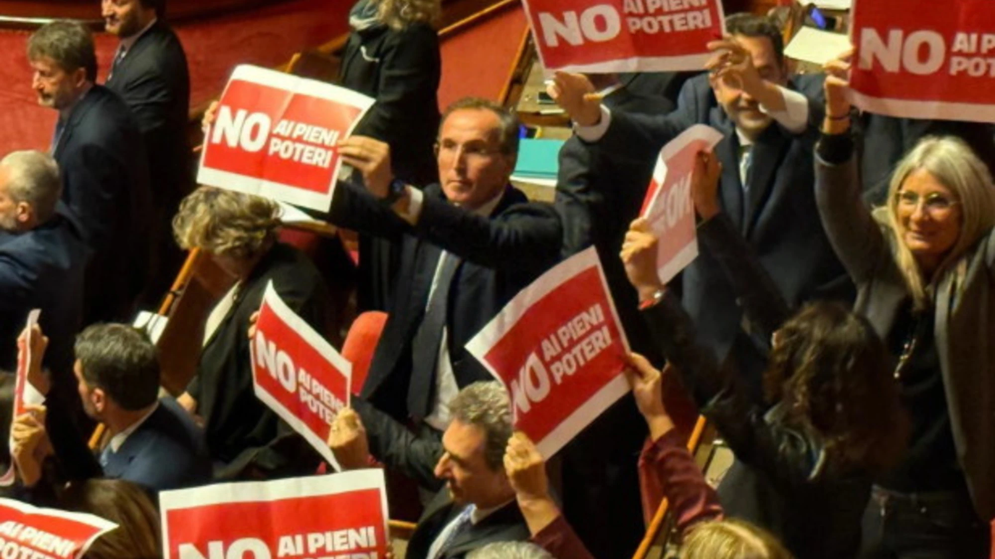 Referendum, l'alluvione giudiziaria e i masochisti del "no"