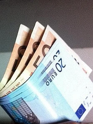 Crisi, caro-prezzi e tariffe: nel 2013 stangata da 1.500 euro