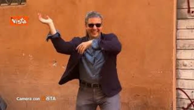 In punta di piedi, su Camera con Vista. La trasmissione di Alexander Jakhnagiev su La7
