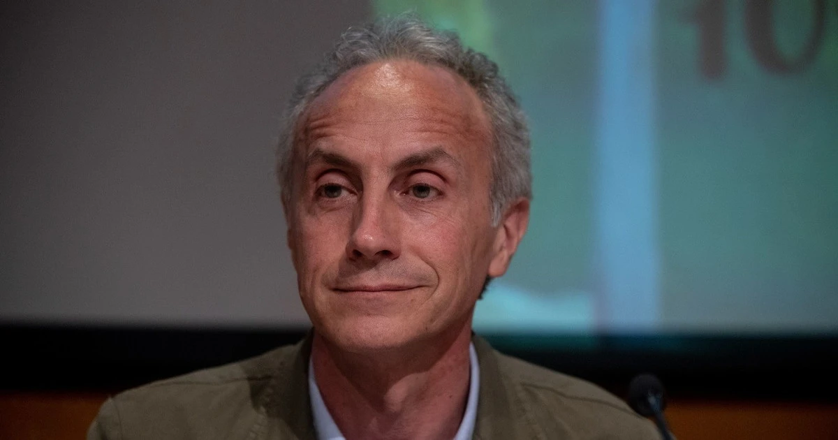 Marco Travaglio insulta Gaia Tortora: "Donne pagate per quanto valgono? Nel suo caso si risparmia"