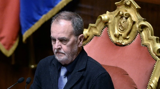 Furbetti del bonus, Roberto Calderoli: "Ignobile, mi cascano le palle". La promessa del leghista
