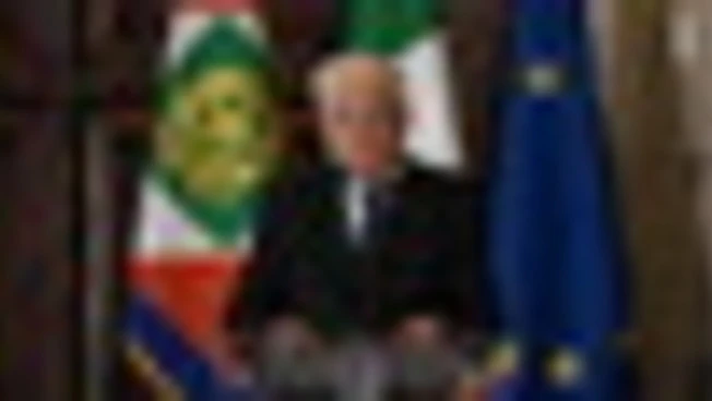 Mattarella: farsi carico del malessere e dell'insicurezza dei giovani