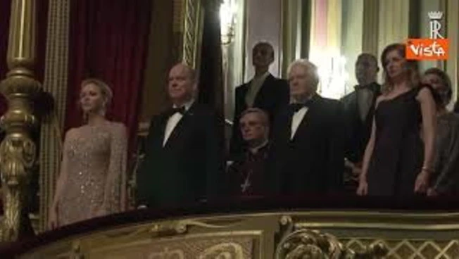 Mattarella all'Opera Garnier di Montecarlo con Alberto II e Charlene di Monaco