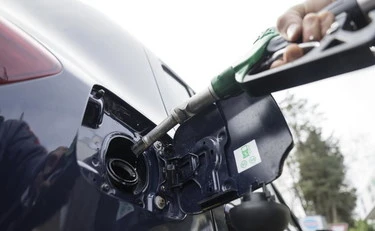 Il prezzo della benzina è sotto la media europea. Anche Berlino copia Roma sul taglio dei carburanti