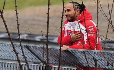 Lewis Hamilton, resa prima di iniziare? Incubo in Ferrari