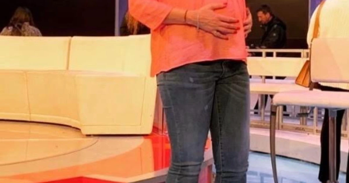Storie Italiane, Eleonora Daniele in prima linea e incinta: orgoglio della Rai e dell'Italia