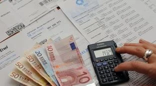 Bollette alle stelle, ecco la città dove si paga di più: una stangata che sfiora il 40%