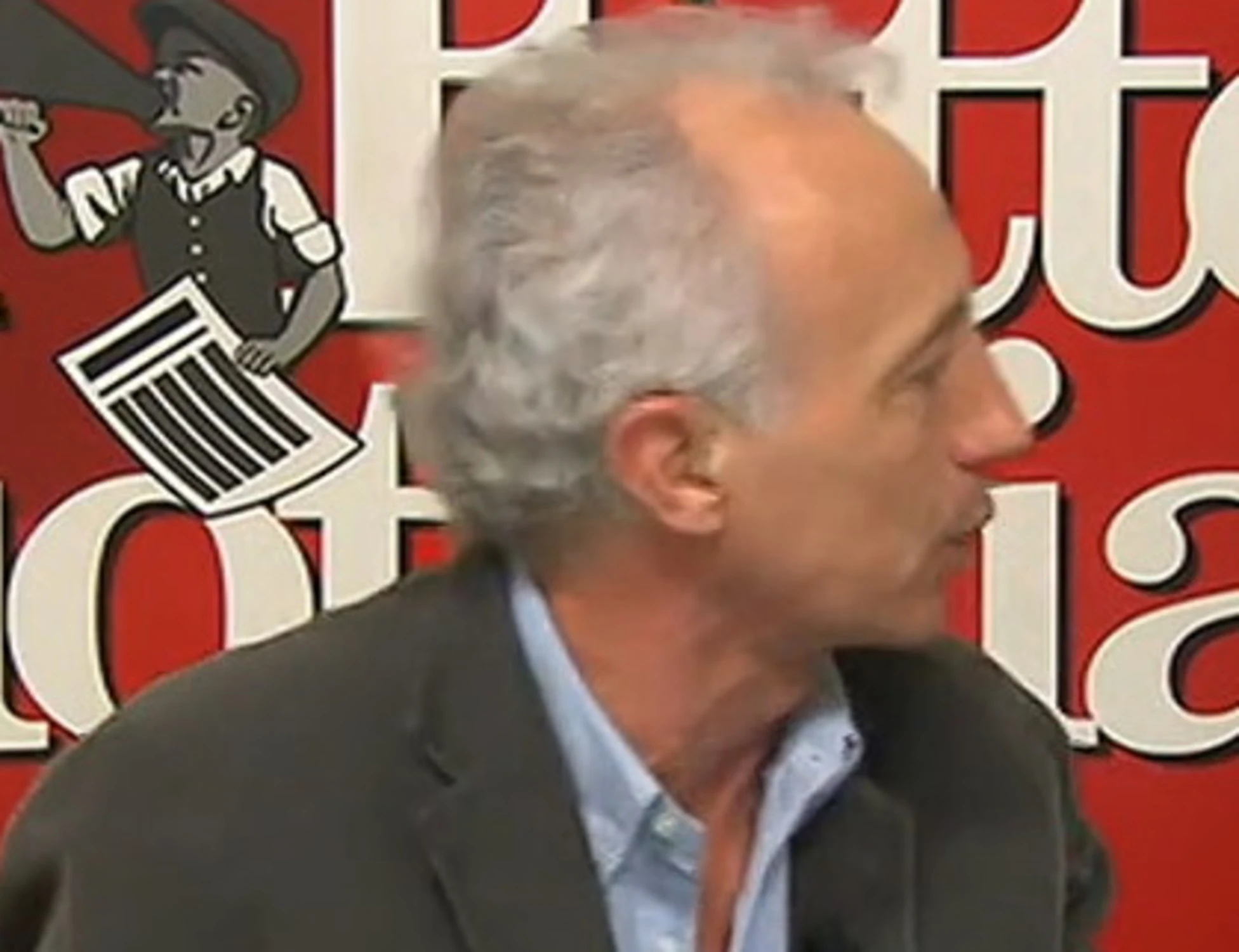 Sallusti inchioda Travaglio: "La notizia a lui prima del voto? Non è un caso", tutto torna