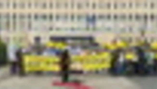Flashmob di Amnesty davanti a Farnesina: "Stop al genocidio a Gaza"