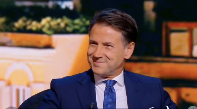 Quarta Repubblica, Giuseppe Conte confessa: "In famiglia erano tutti contenti". Anche a casa sua non ne potevano più del premier