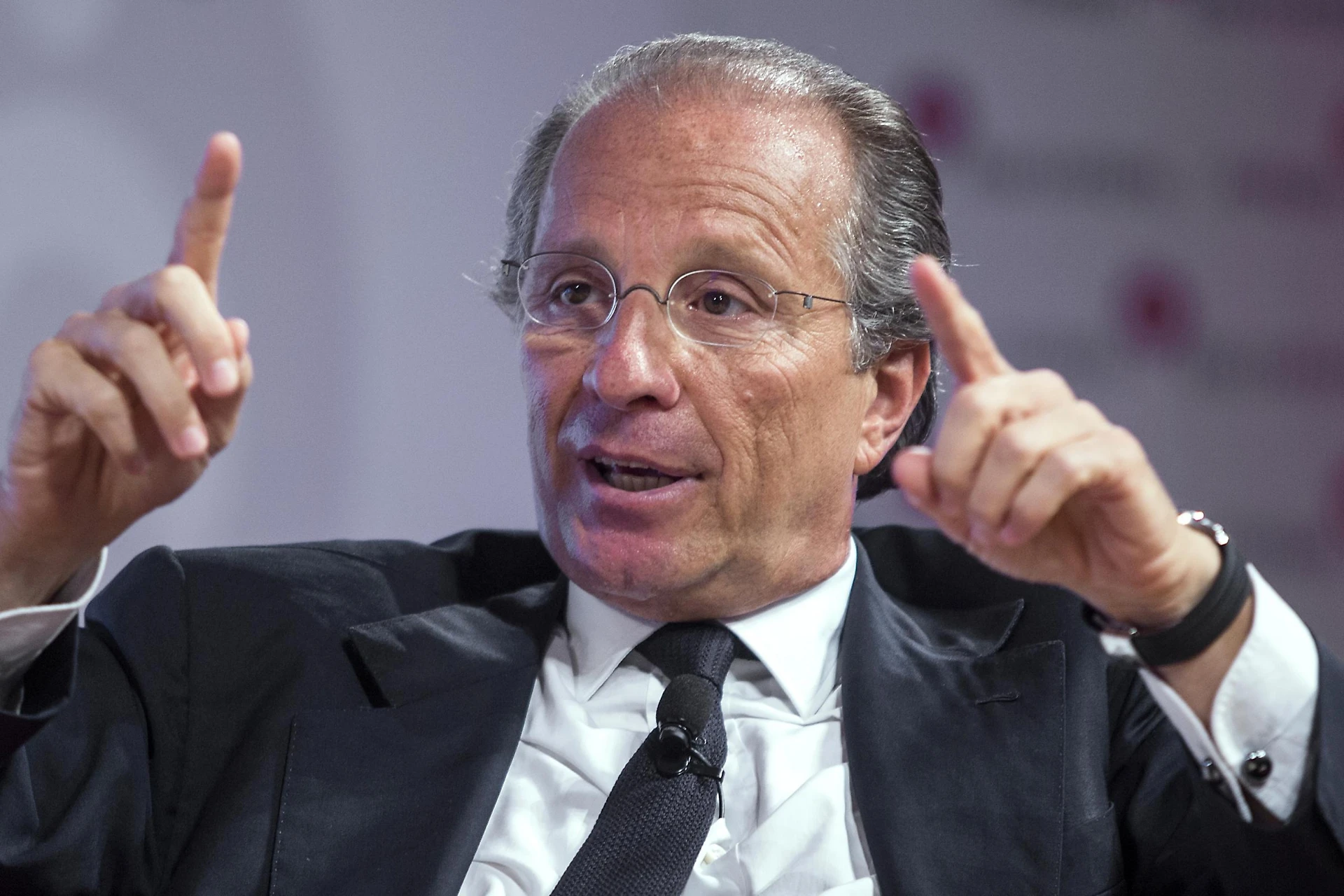 Luigi Bisignani fa il nome, ecco l'erede del Cav: "Piace a Marina Berlusconi e vuole scendere in campo"