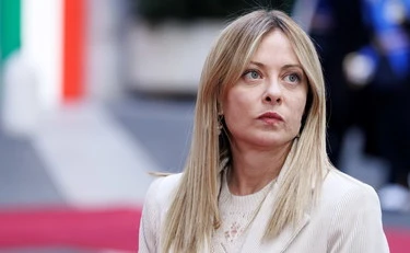 Massa, minacce di morte a Giorgia Meloni. La replica di FdI: teppisti azzerati