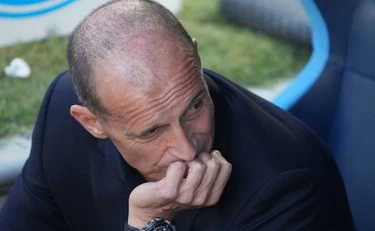 https://media.liberoquotidiano.it/qKZQHhtBsxZezHcSj-JkzT-HLjQyMgu6H1RL9uz6y3c/width:800/quality:90/aW1hZ2VzLzIwMjYvMDkvMjMvMDk1MDAwMTczLWViNjM1NzIxLTQwNzAtNDFlNy1hZjEyLTVhNmUyMDk0Y2QxNy5qcGc.webp
