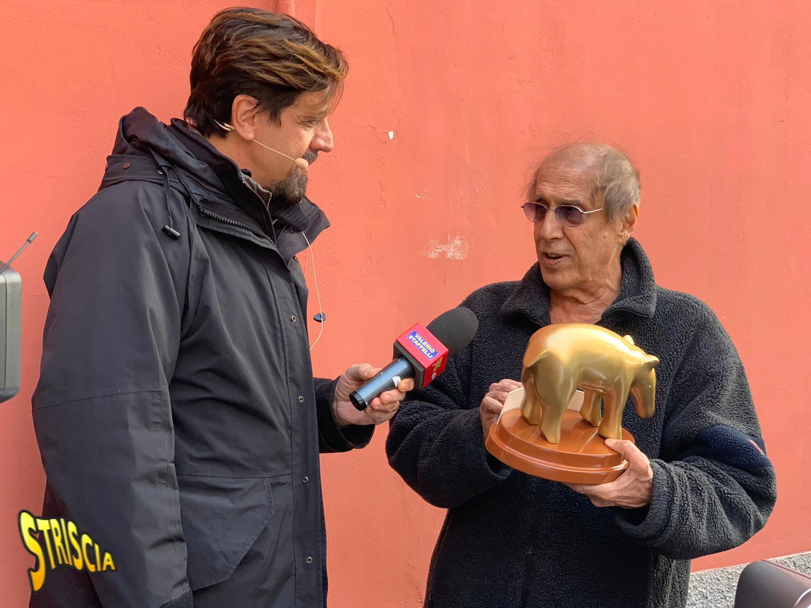 Adrian, Striscia la Notizia infierisce su Adriano Celentano: colpo basso interno a Mediaset