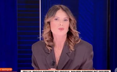 È Sempre Cartabianca, Marina La Rosa sogna l'Urss: "Soldi, l'idraulico come il premier"