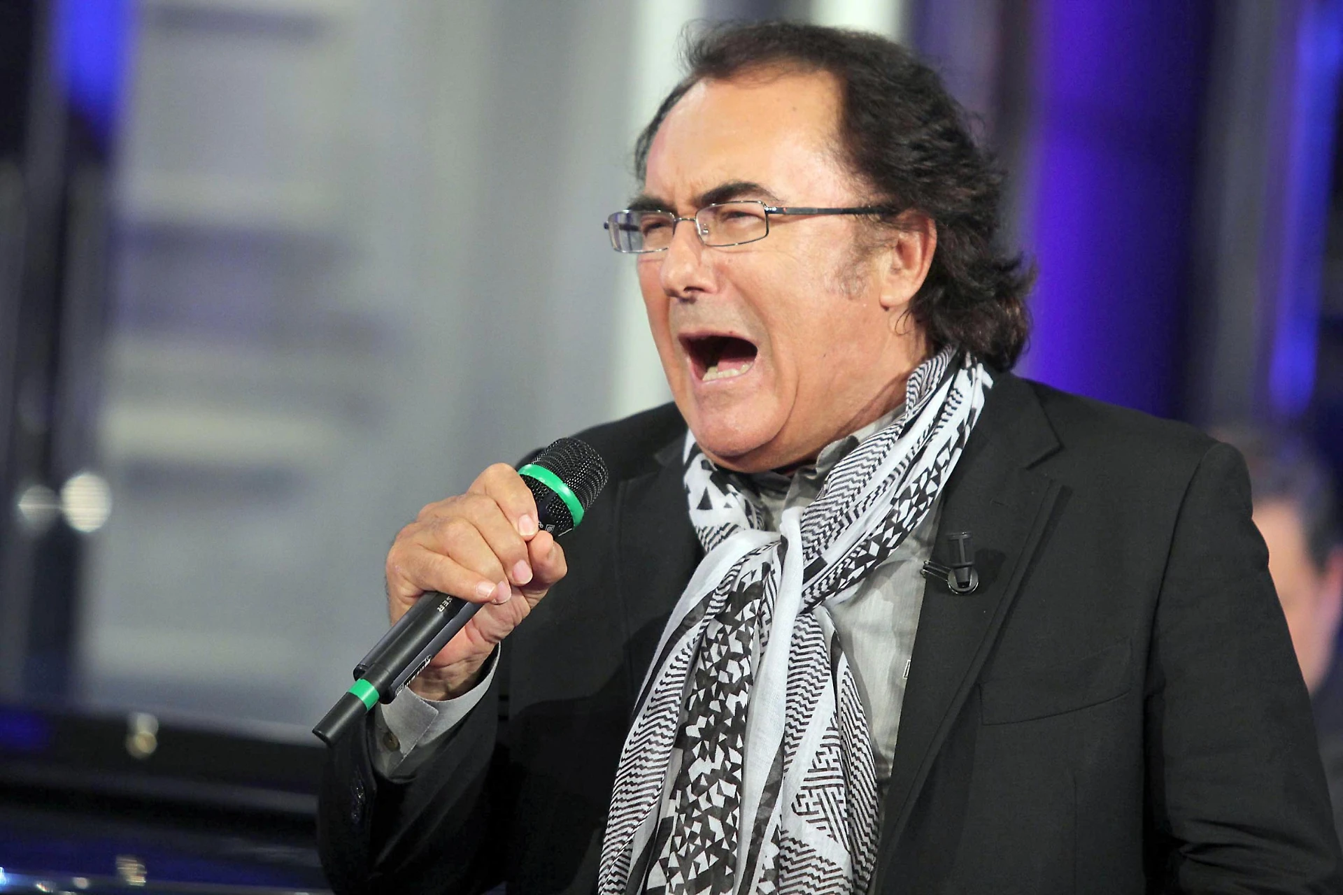 Albano Carrisi: "Mi fermo, non mi ritiro dalla musica". Salute, cosa c'è dietro lo stop a 75 anni