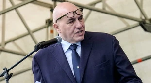 Crosetto contro Macron: "Soldati in Ucraina? Non comprendo la finalità delle sue parole"