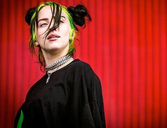Billie Eilish sbanca i Grammy Awards con 7 premi