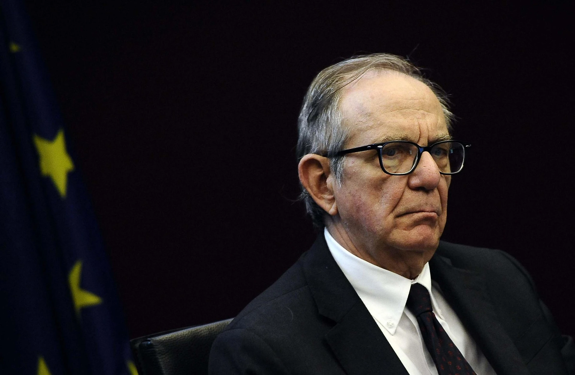 Pensioni, la vergogna comunista di Pier Carlo Padoan. Peggio della Fornero, come ci stanno massacrando