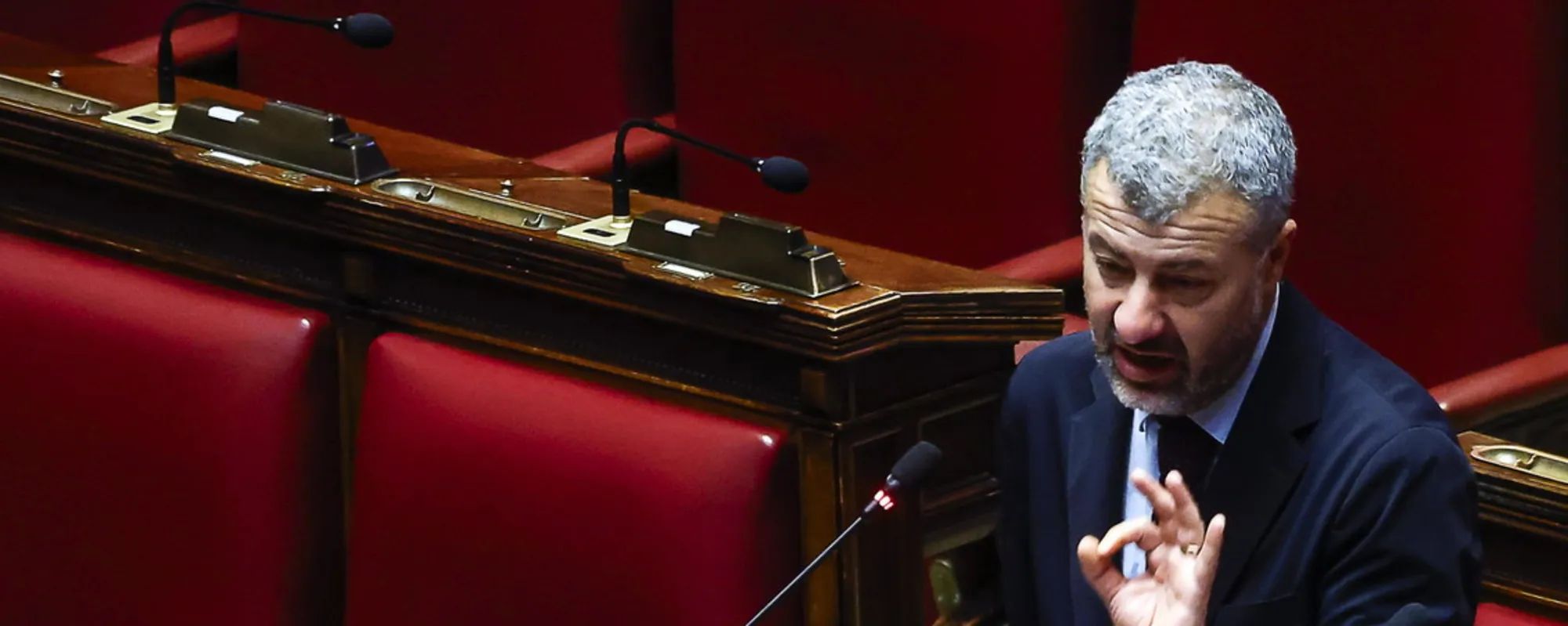 Meloni e il fascismo? Scotto delira: "Momento Vannacci iniziato. O forse..."