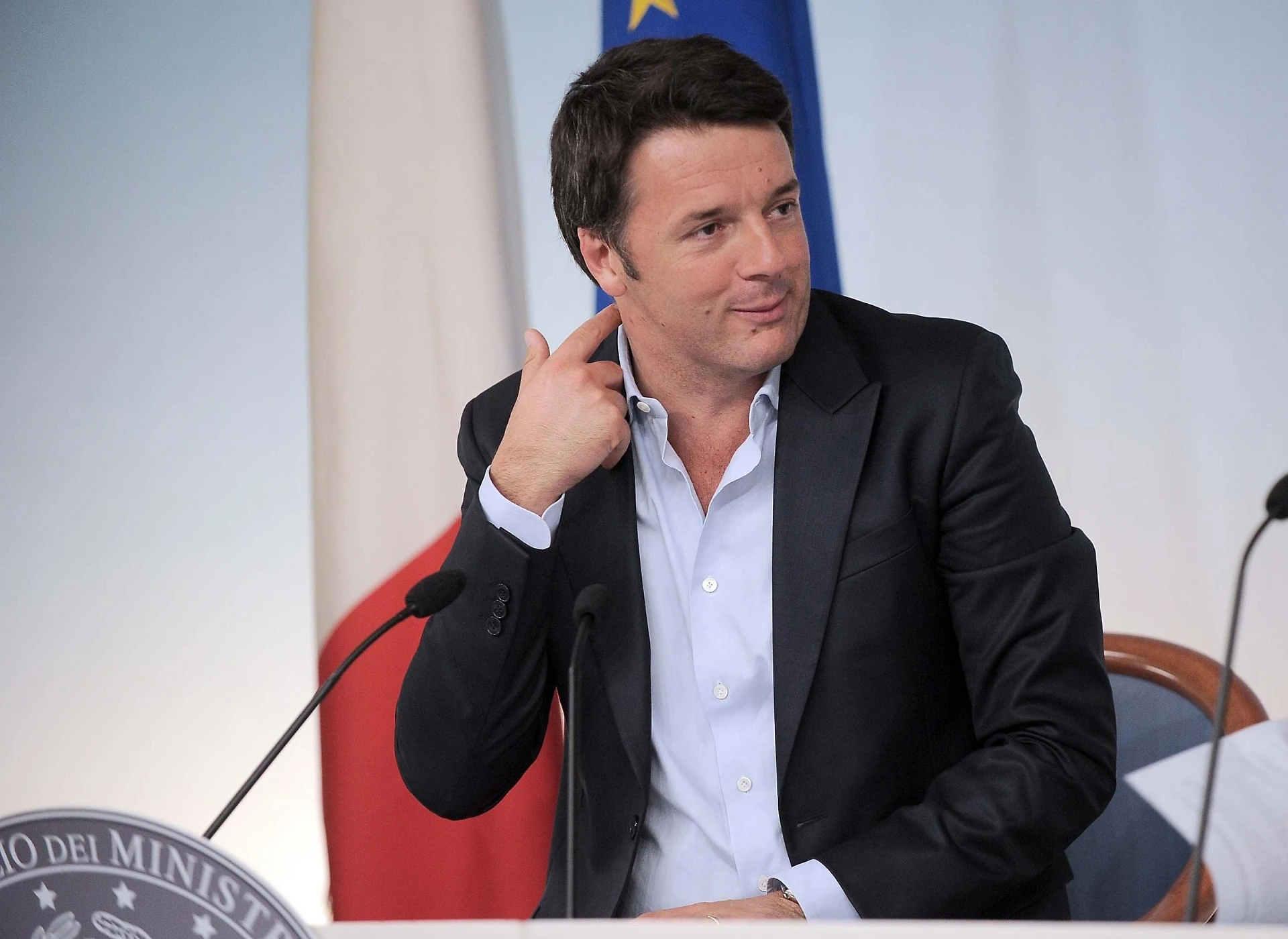 Alfano frega Renzi su due fronti: perché Matteo è costretto al dietrofront