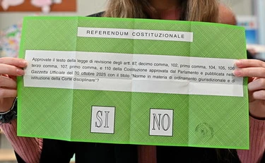 https://media.liberoquotidiano.it/qSz8LBj0ireJMXT3Kz7wDJFJoLI4zHLQxhTTxN5ydX4/width:800/quality:90/aW1hZ2VzLzIwMjYvMDMvMjMvMTA1MTUzMTI1LWZkY2QxNWUwLTBhNzAtNDRkNi04MTU5LWRhNGFkNjI5NTZkOS5qcGc.webp