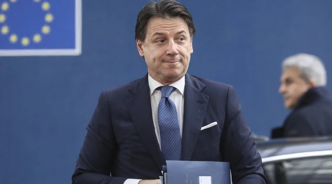 Giuseppe Conte, Fratelli d'Italia accusa: "Governo assente nella riunione del 31 gennaio del Comitato Ue dove i paesi chiesero le mascherine"