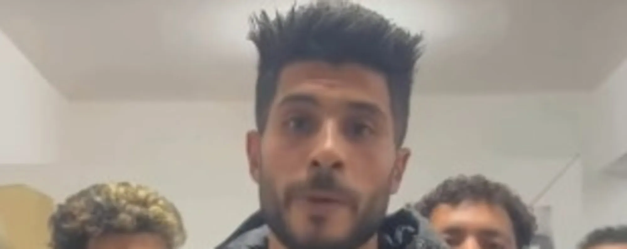 Cosa insegnano alla Casa del Popolo agli stranieri: il video che imbarazza la sinistra buonista