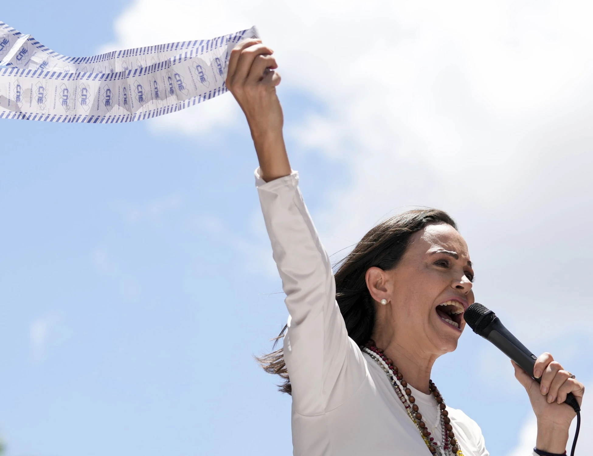 Trump, Gaza non basta: il Nobel per la pace alla venezuelana anti-Maduro