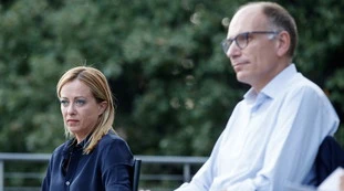 Enrico Letta a cuccia davanti a Giorgia Meloni. Indiscreto: dopo il faccia a faccia di ieri... leader Pd disperato