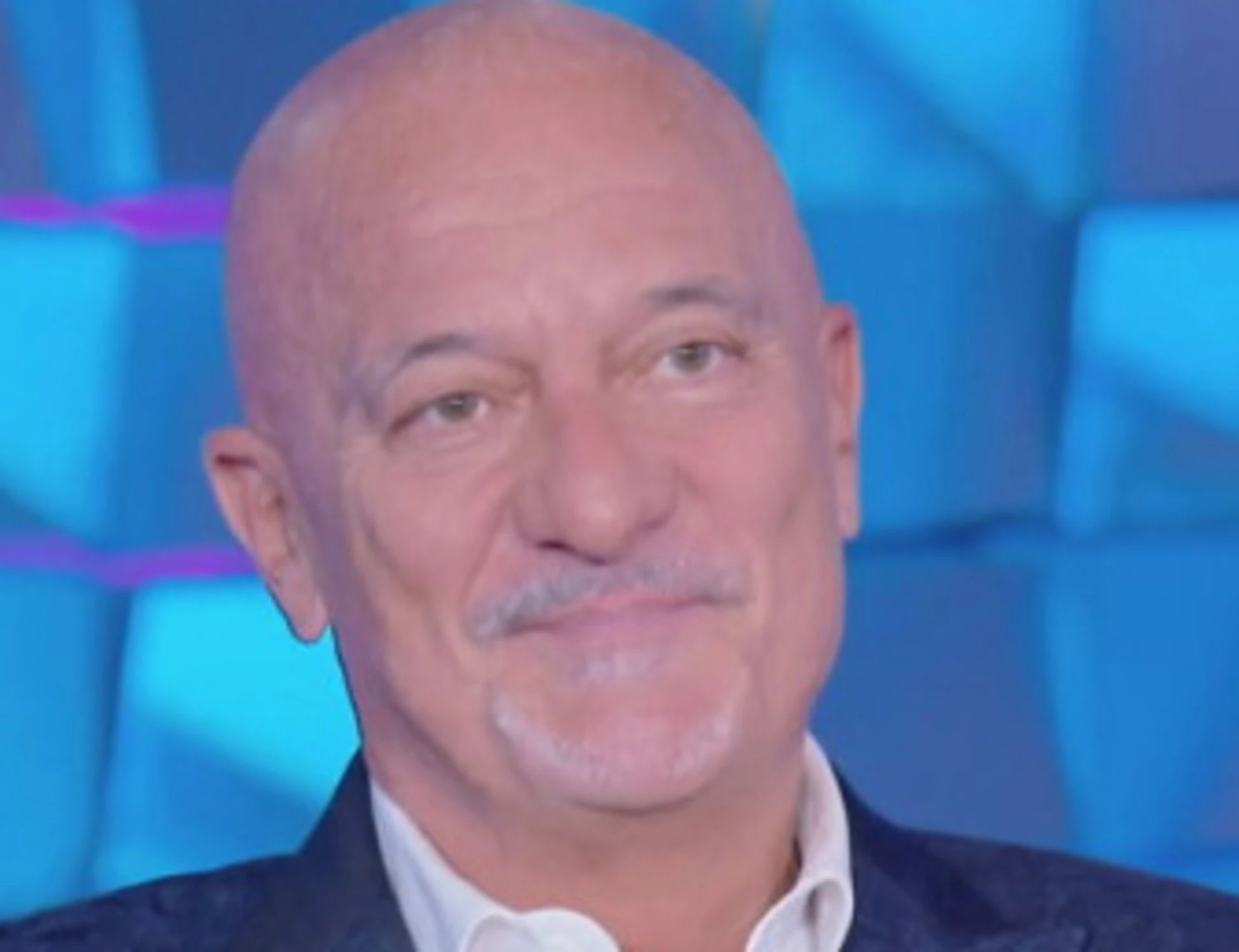 Claudio Bisio sfregia le divise: "Non le amo e non le ho mai amate"