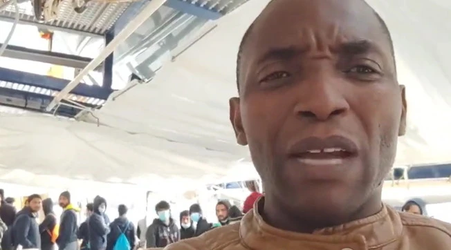 Humanity 1, migrante collassa e Soumahoro... il vide che spiega tutto